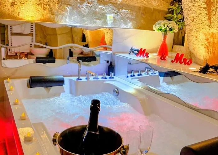 - Le Secret Des Profondeurs * Gennes-Val-de-Loire