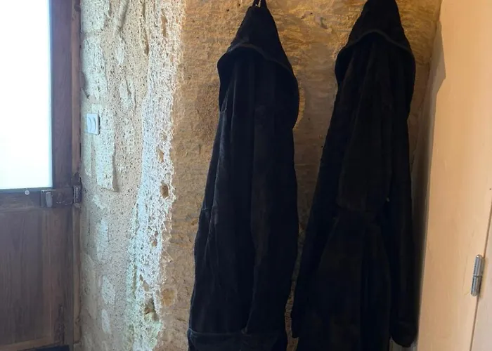 Liefdeshotel - Le Secret Des Profondeurs